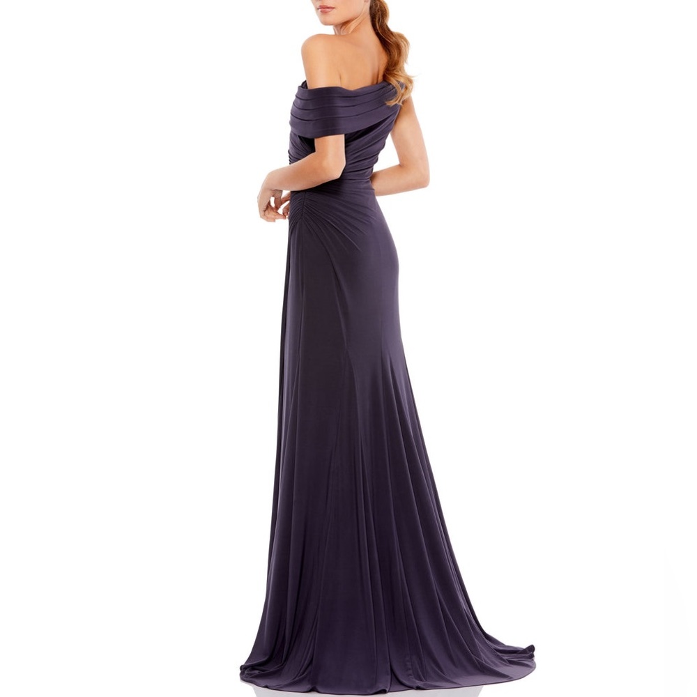 NWT IEENA for Mac Duggal Foldover Off-the-Shoulder Slit Gown Size 2 Style 26517